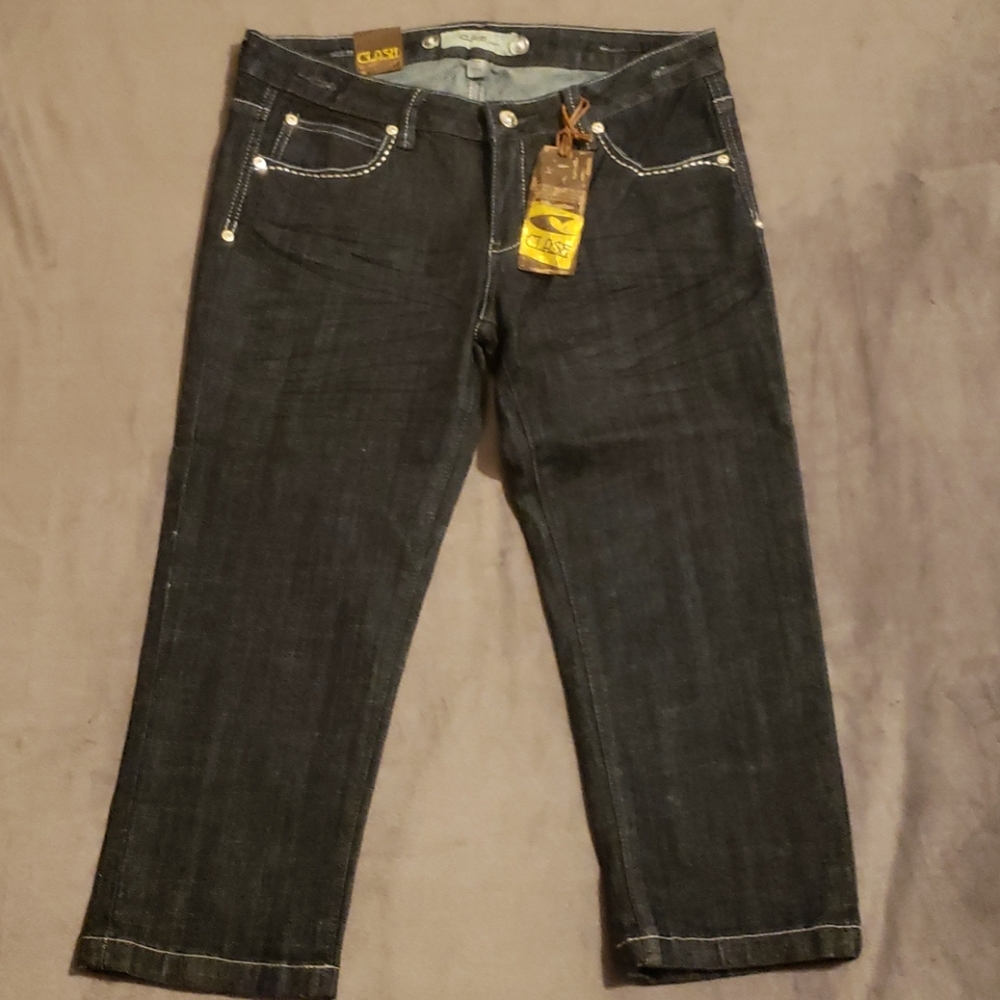 Capris - Picture 3 of 7